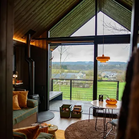 Inarden Yellowstone شاليه دربي