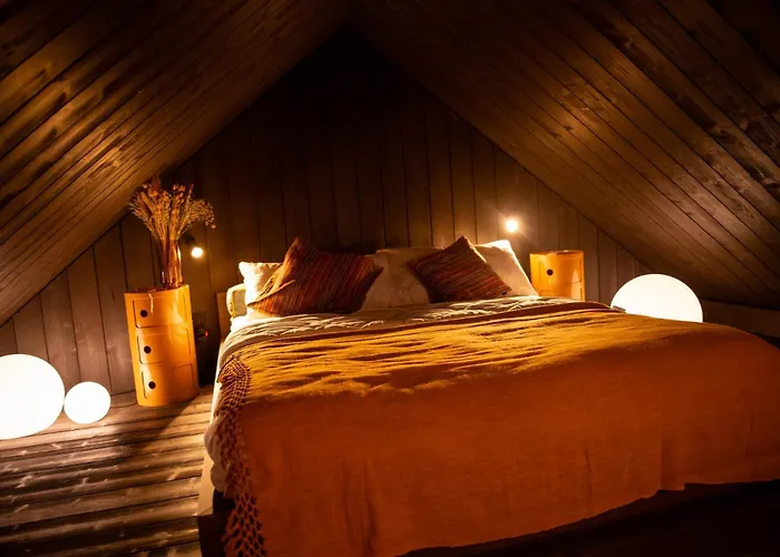 Inarden Yellowstone Chalet